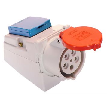 Kombipistorasia Opal 5-napainen + Schuko Kombi IP44