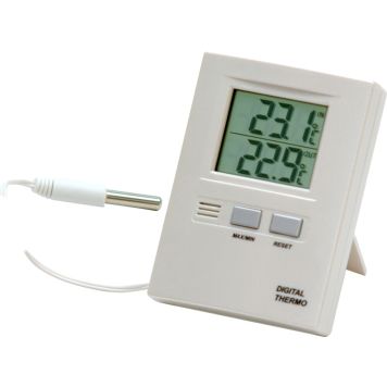 Digitaalinen lämpömittari muistilla 210