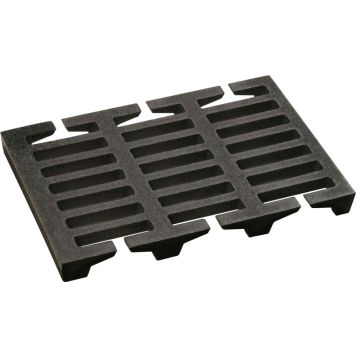 Arina Narvi Aito AK-47 Kiukaaseen