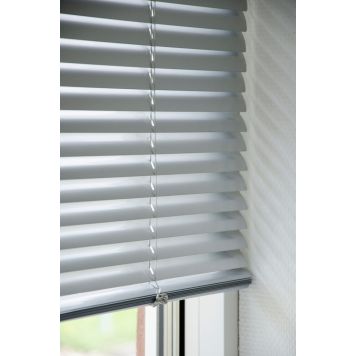 Alumiinisälekaihdin Hasta 60x160 cm Harmaa