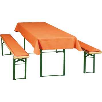 Pehmuste ja pöytäliina festarisettiin